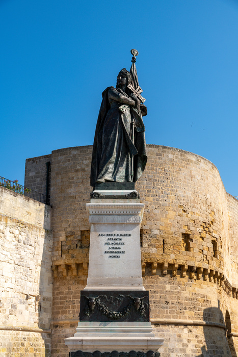 Statua dei Santi Martiri a Otranto